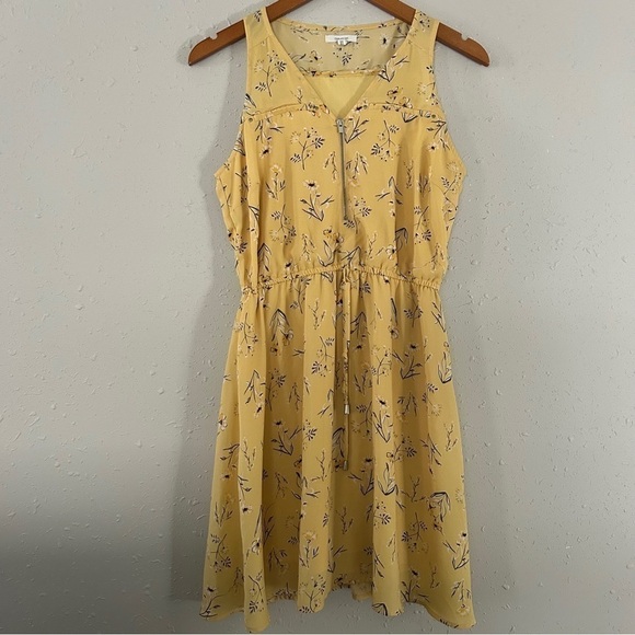 🦋 Maurices Yellow Floral Sleeveless Mini Dress Casual Spring Small - Picture 1 of 6